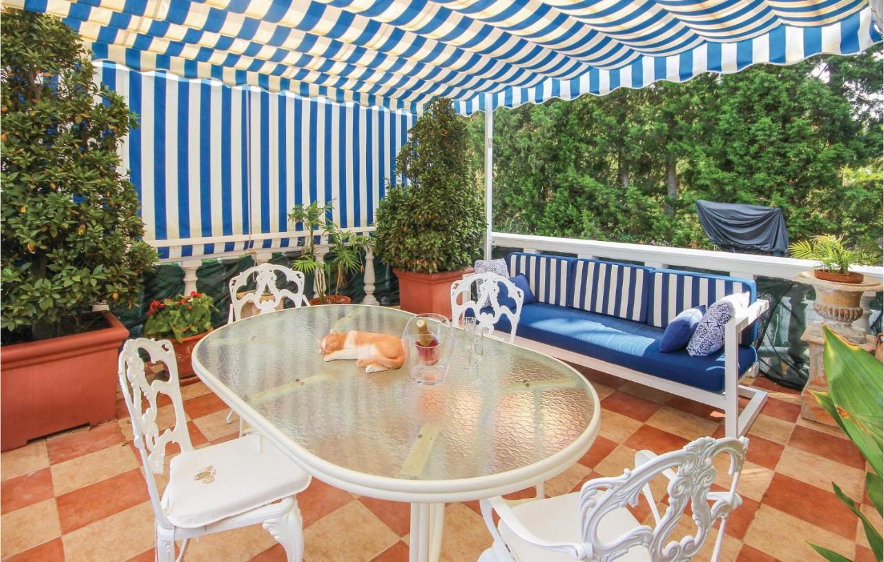 Gorgeous Apartment In Urb El Chaparral With Wifi 라칼라데미야스 외부 사진