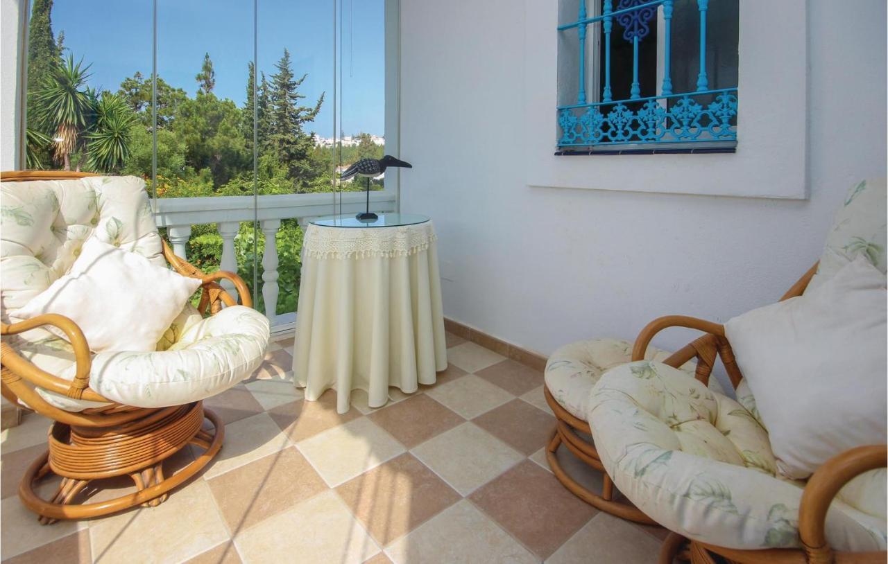 Gorgeous Apartment In Urb El Chaparral With Wifi 라칼라데미야스 외부 사진