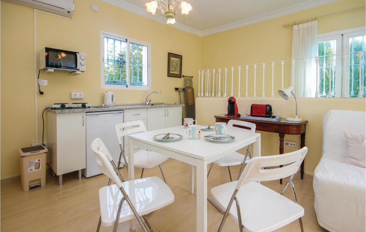 Gorgeous Apartment In Urb El Chaparral With Wifi 라칼라데미야스 외부 사진